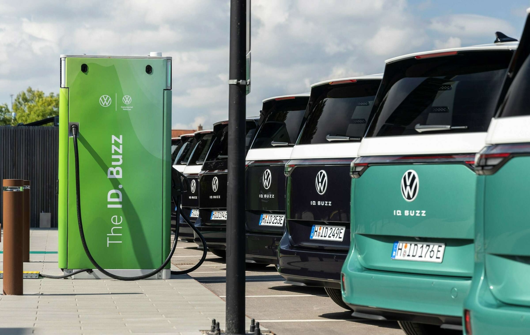Elli präsentiert neue Ladeprodukte für E-Flotten und Unternehmen auf der IAA-Transportation 2024